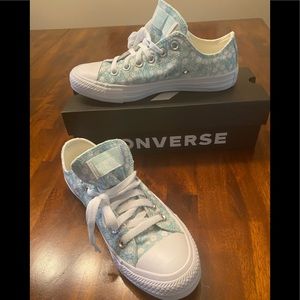 FLORAL CHUCK TAYLOR ALL STAR